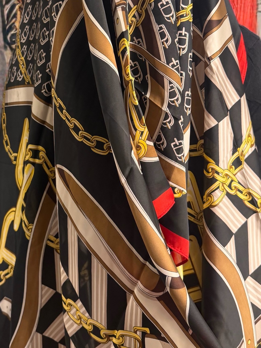 Two Stylish Patterned Scarves - Picture 4 of 8